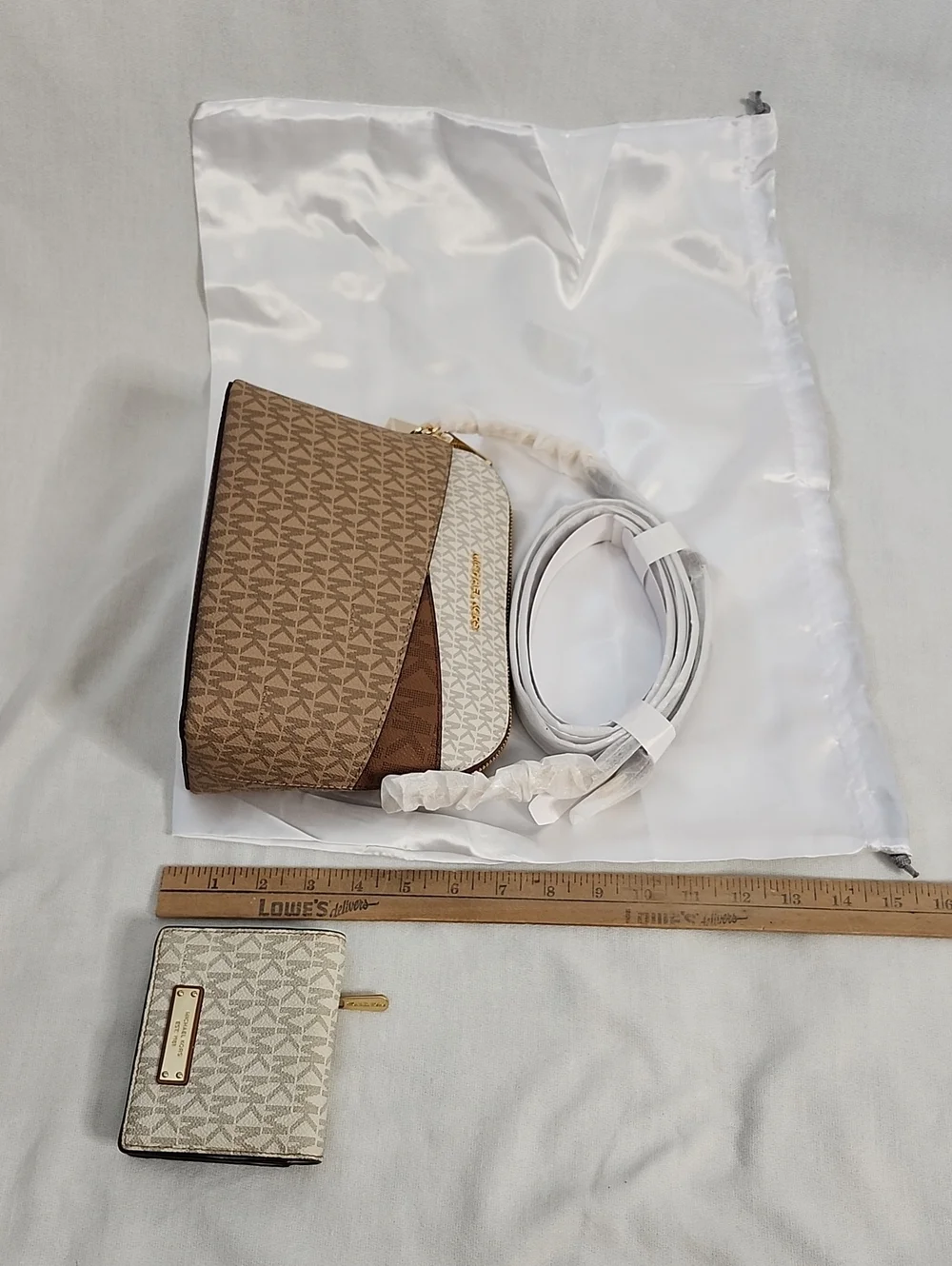 Michael Kors Camel Multi MD Dome Crossbody Bag w/ Coordinating Snap Wallet Set